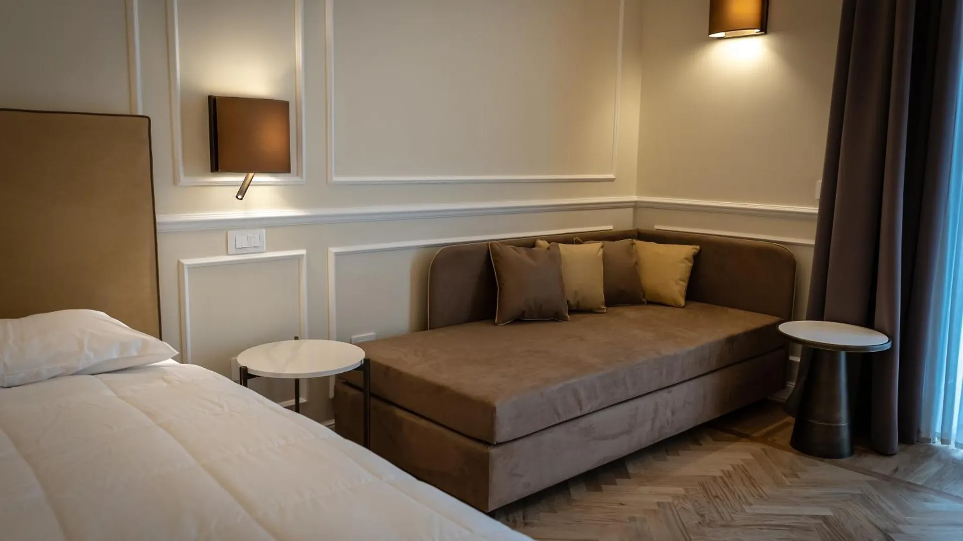 Guest house Antica Dimora Pessina Hotel Naples
