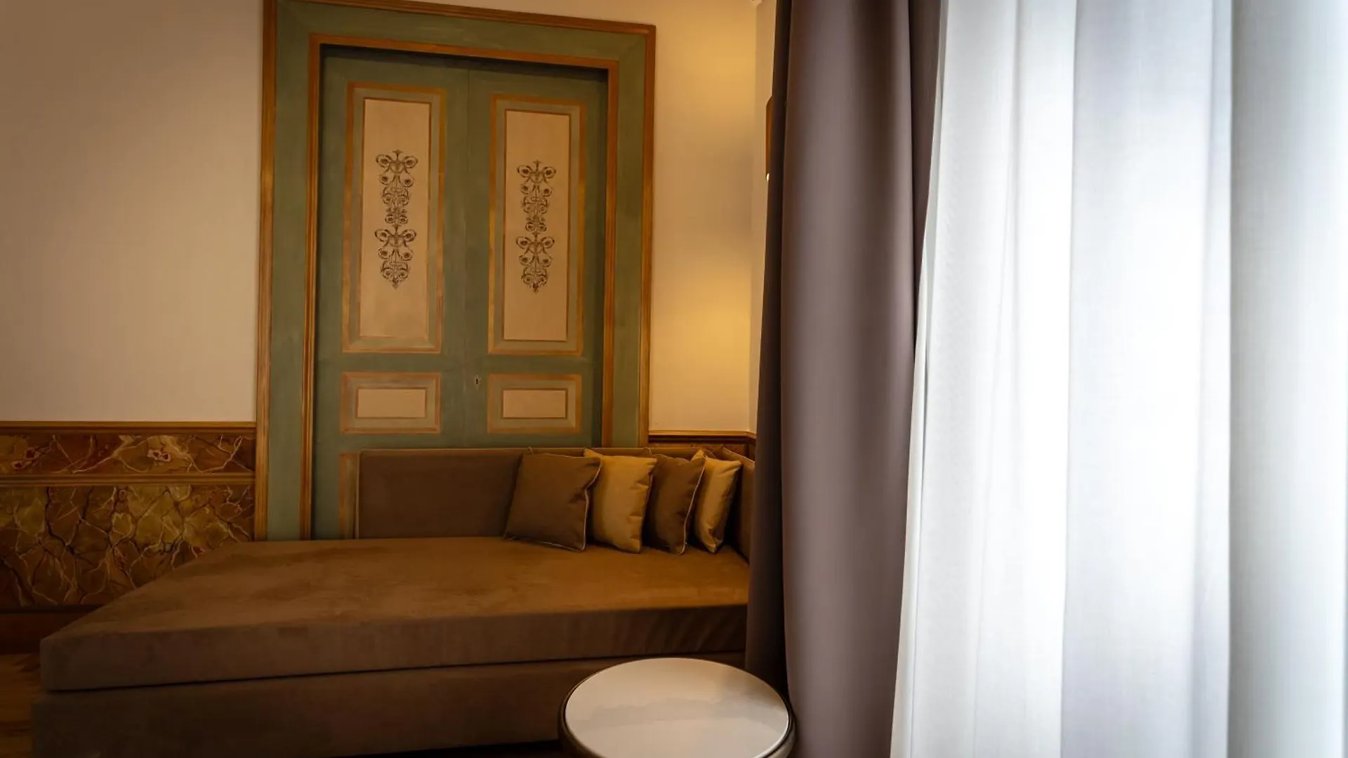 Guest house Antica Dimora Pessina Hotel Naples Italy